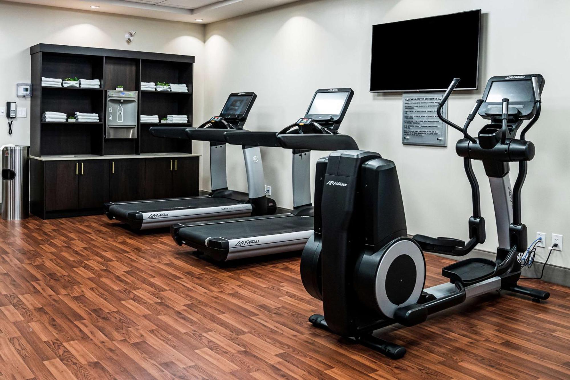 Hotel Doubletree By Hilton Kitchener Esterno foto