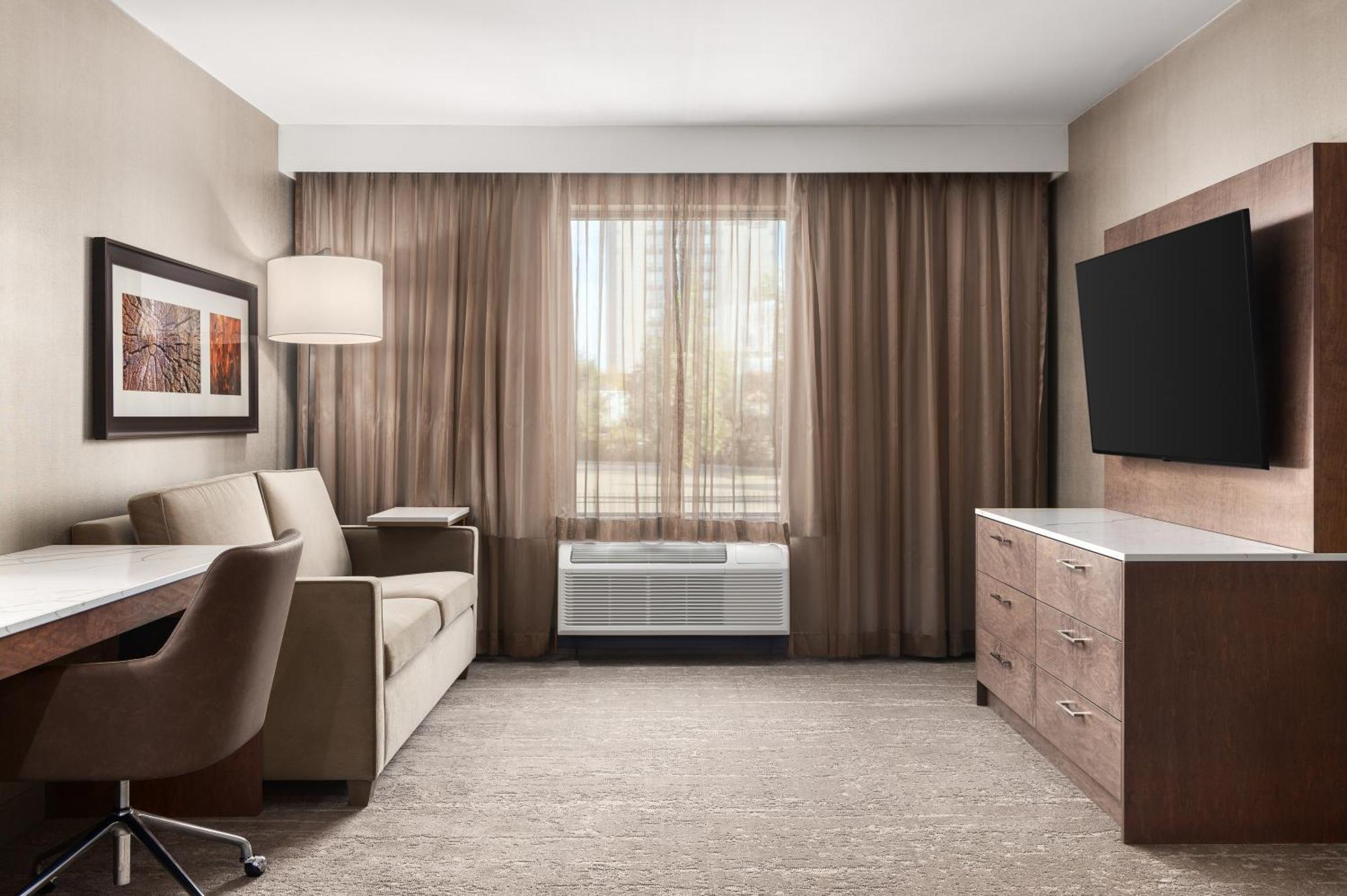 Hotel Doubletree By Hilton Kitchener Esterno foto